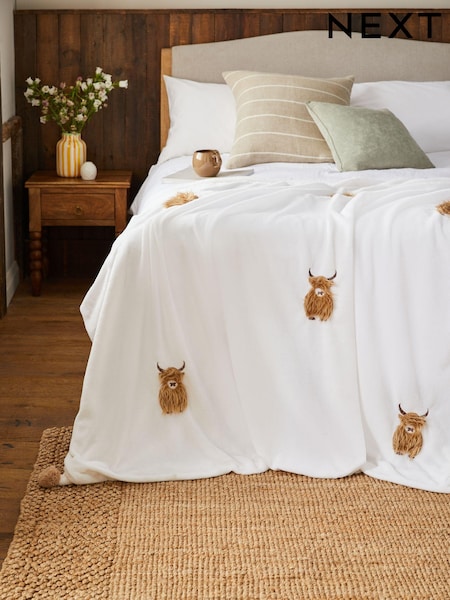 Natural Hamish The Highland Cow Applique Fleece Throw (D66594) | €35 - €48