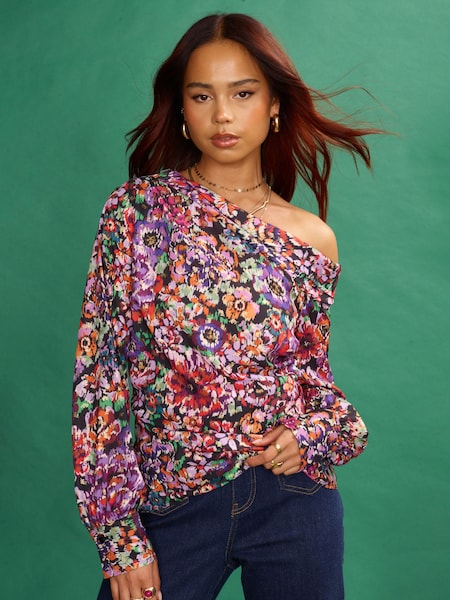 Another Sunday Asymmetric One Shoulder Blouse With Floral Foil Print In Pink (D67292) | €13