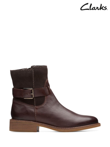 Clarks Brown Combi Cologne Strap Boots (D68152) | €66