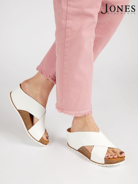 Jones Bootmaker Tansey Leather Sandals (D69259) | €108