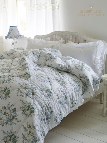 Shabby Chic by Rachel Ashwell® Aqua Rose Blossom Lofty Bedspread (D71542) | €171
