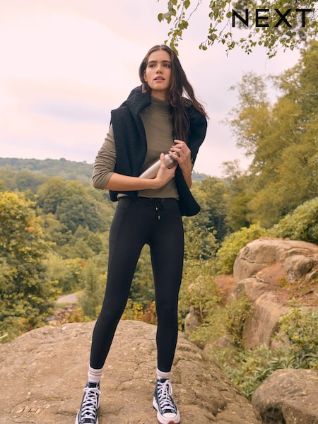 Black Elements Outdoor Fleece Lined Warm Handle Leggings (D71573) | €9