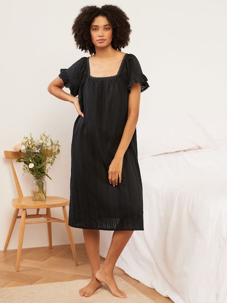 Schwarz - Square Neck Ruffle Cotton 100% Cotton Nightie Slip (D73511) | 20 €
