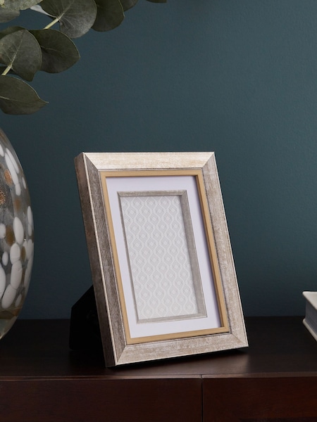 Silver Chic Mounted Photo Frame (D74411) | €11 - €19