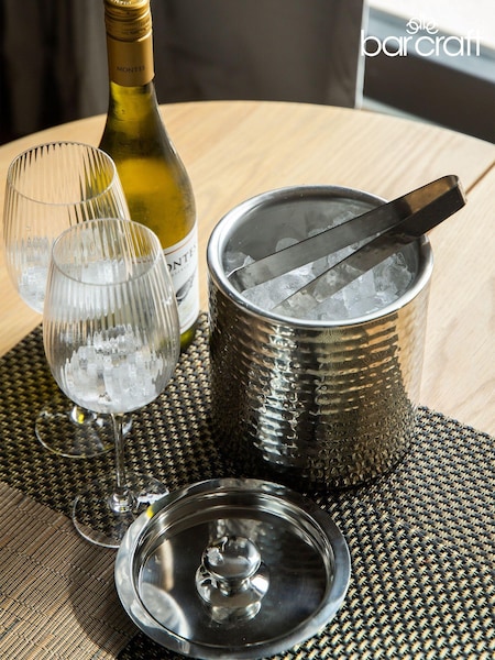 BarCraft Silver Hammered Stainless Steel Ice Bucket & Lid (D76231) | €65