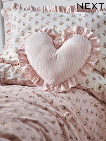 Pink Ruffle Heart Stripe Cushion (D77833) | €18