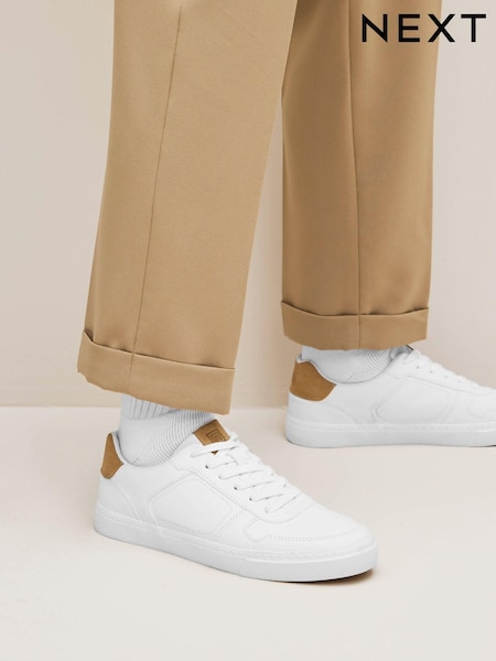 白色 - Lace-Up Low Trainers (D79166) | NT$1,220