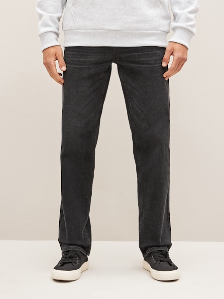 Black Straight Fit Straight Fit Essential Stretch Jeans (D87202) | OMR9