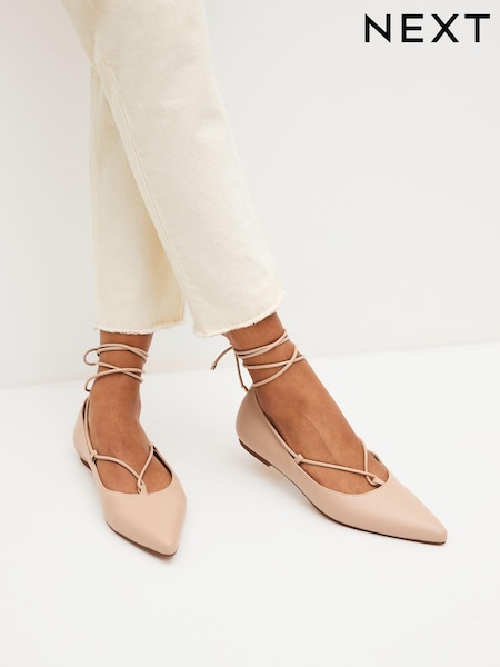 Camelowy - Buty Forever Comfort® z wiązaniem wokół kostki i noskami w szpic (D87531) | 53 zł