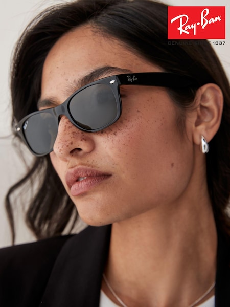 Ray-Ban New Wayfarer Polarised Lens Sunglasses (D92678) | 11,475 UAH