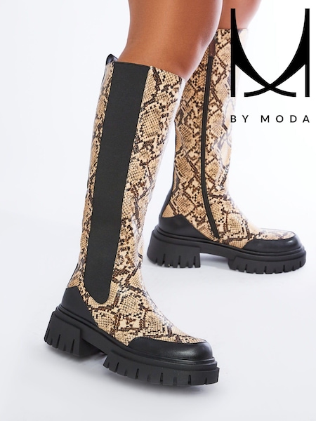 Moda In Pelle Hanah Chunky Sole Long Feature Chelsea Boots (D93079) | €76