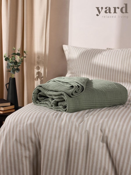 Yard Eucalyptus Green Oversized Lark 4 Layer Muslin Crinkle 100% Cotton Throw (D95617) | €103