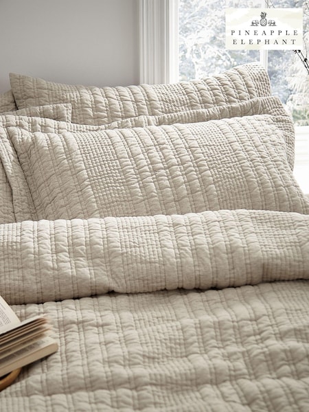 Pineapple Elephant Set of 2 Natural Tamba Jersey Stripe Oxford Pillowcases (D97413) | AED134
