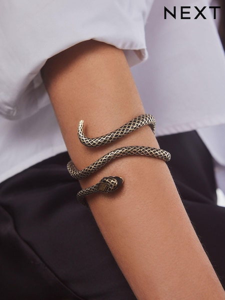 Gold Tone Chunky Snake Bangle Made With Recycled Zinc (E01116) | €10