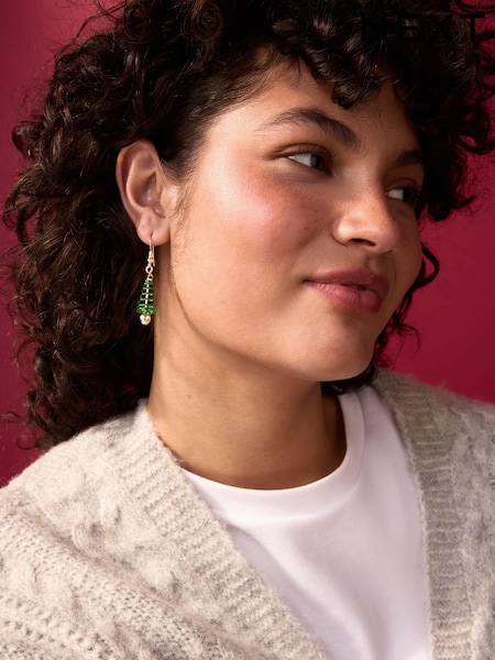 Green Christmas Spiral Tree Drop Earrings Made With Recycled Iron (E01887) | € 8