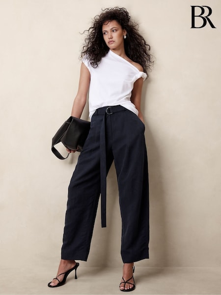 Banana Republic High Waisted Barrel Tencel Linen Trousers (E02655) | €125