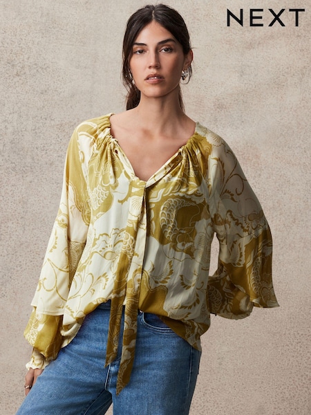 Olive Abstract Print Gathered Tie Neck Volume Sleeve Blouse (E02725) | €19