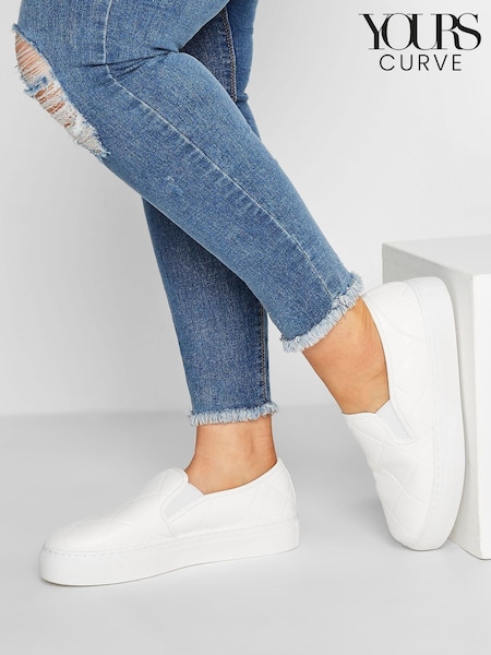 Yours Curve Extra-Wide Fit Quilted Slip On Trainers (E02754) | €37