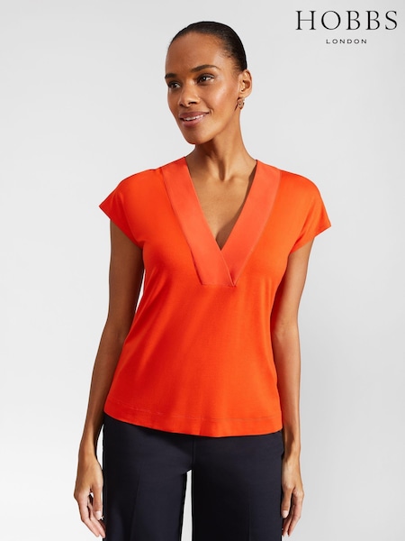 Hobbs Red Jonie Top (E02905) | 223 QAR