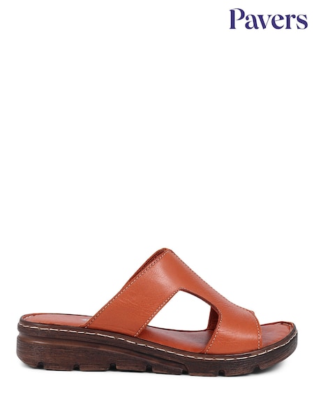 Pavers Leather Slip On Sandals (E02994) | €51