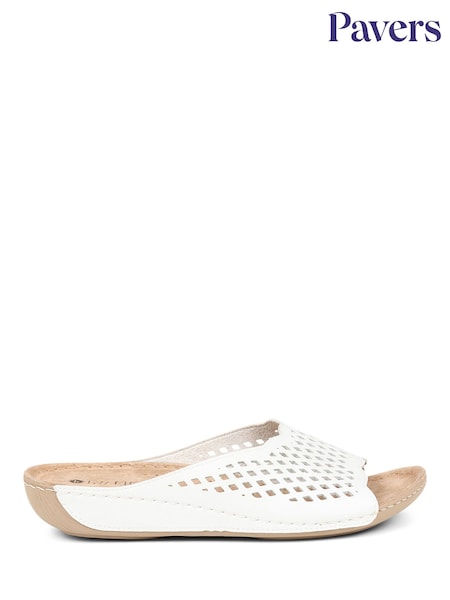 Pavers White Pavers Perforated Leather Brown Mule Sliders (E03017) | R$ 295
