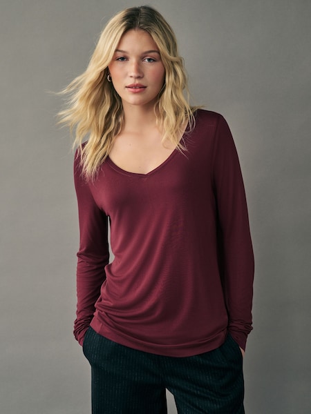 Burgundy Red Print Slouch V-Neck Long Sleeve T-Shirt (E03088) | AED21