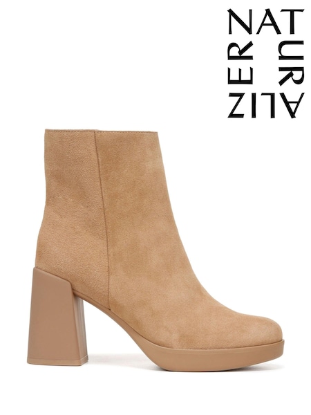 Naturalizer Genn Reach Leather Ankle Boots (E03179) | €138