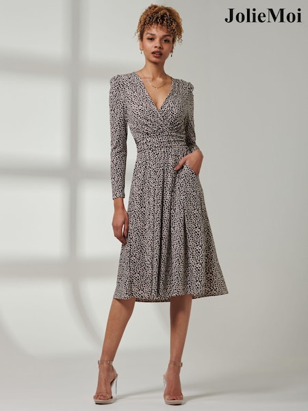 Jolie Moi Animal Print Rafella Long Sleeve Midi Dress (E03834) | 337 QAR