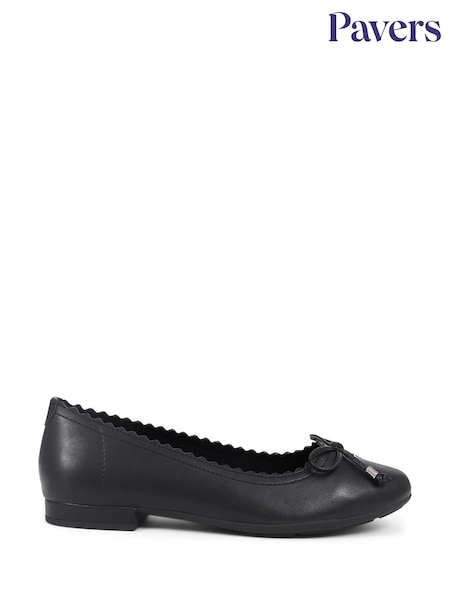 Pavers Flat Ballet Black Pumps (E04519) | R$ 345
