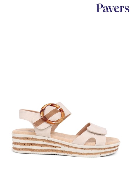 Pavers Cream Pavers Cream Touch Fasten Wedge Sandals (E04541) | €44