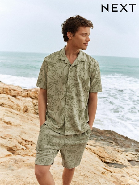 Sage Green Floral Print Dock Shorts (E04798) | €5