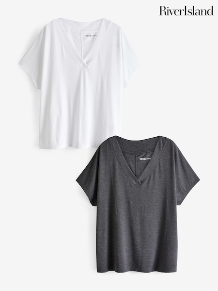 River Island Black Multipack Smart V-Neck T-Shirts 2 Pack (E05140) | €43