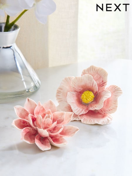 Set Of 2 Ceramic Flower Ornaments (E05149) | €23