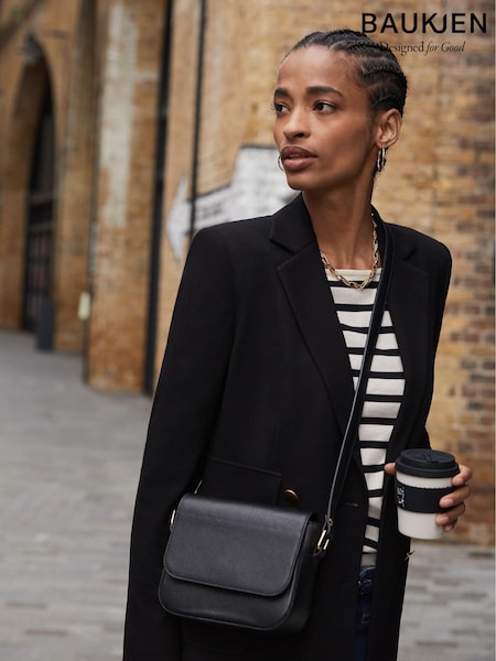 Baukjen Patty Black Blazer with Lenzing™ Ecovero™ (E05167) | €121
