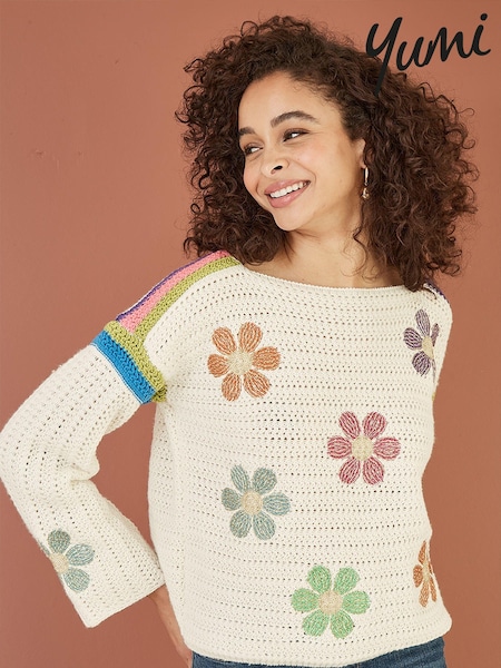 Yumi Cream Crochet Flower Jumper (E06140) | €79