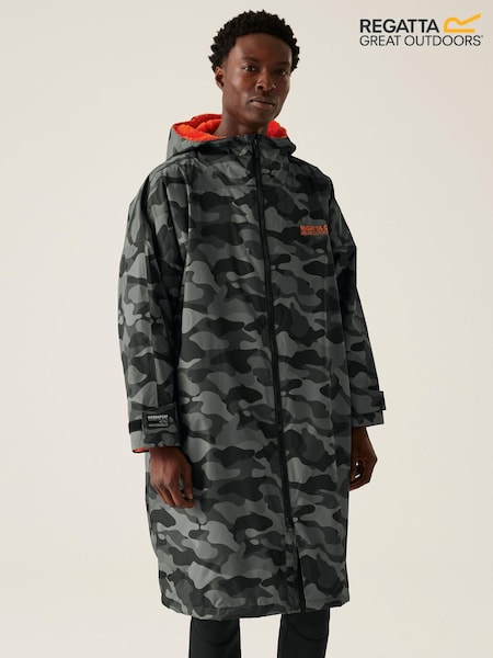 Regatta Grey Adult Waterproof Changing Robe (E06605) | €107