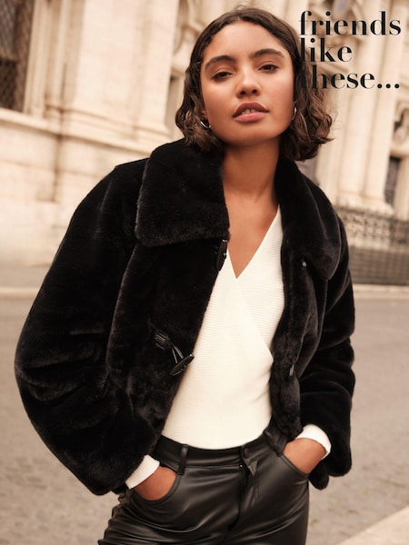 Friends Like These Black Faux Fur Coat (E06772) | 168 QAR