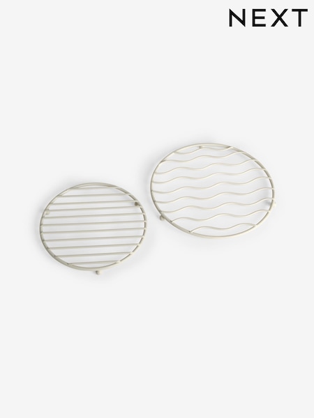Set of 2 Natural Skandi Wire Trivets (E07069) | €16