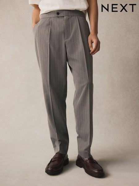 Grey Elasticated Waist Regular Fit Pinstripe Half Pleated Trousers (E08555) | R$ 345