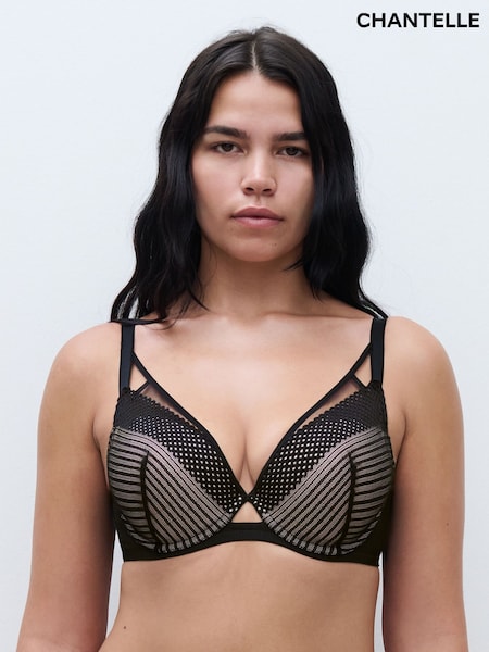 Chantelle Black Play Plunge Underwired T-Shirt Bra (E09125) | €69