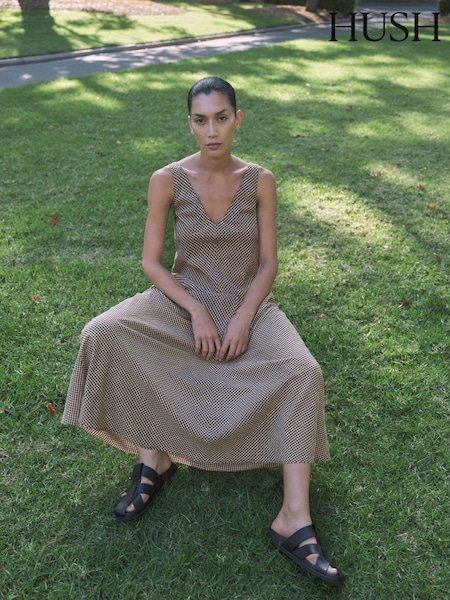 Hush Brown Lina Gingham Maxi Dress (E09397) | €63