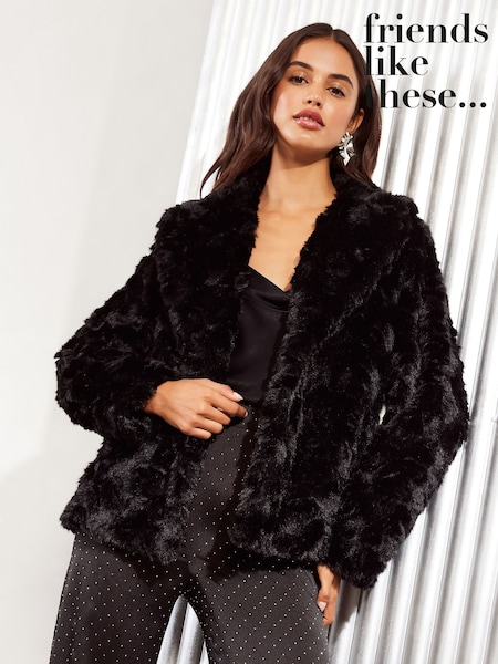 Friends Like These Black Petite Textured Faux Fur Coat (E10414) | €36