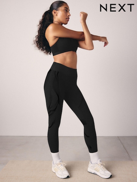 שחור - Sculpt And Lift Leggings (E12232) | ‏164‏₪