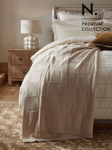 Ivory N. Premium Knitted Wool Throw (E12603) | €253