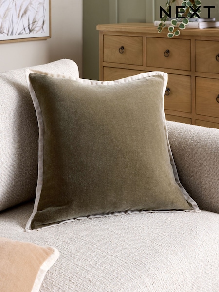 Loxley Velvet Cushion (E12761) | ‏88 ر.ق.