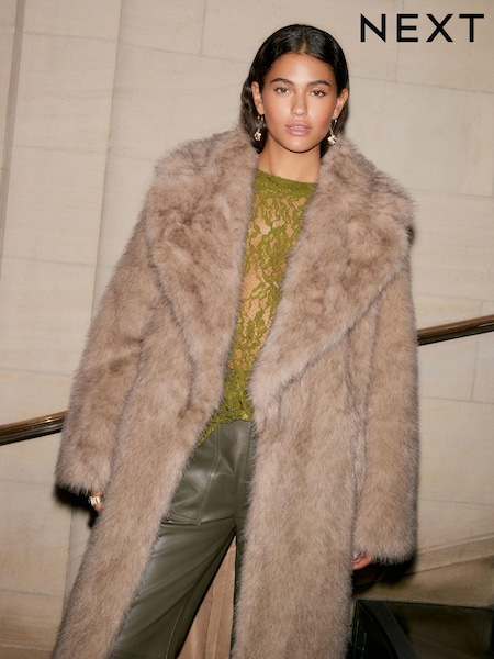 Natural Long Faux Fur Coat (E13703) | €63