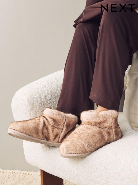 Neutral Tipped Faux Fur Boot Slippers (E14088) | AED46