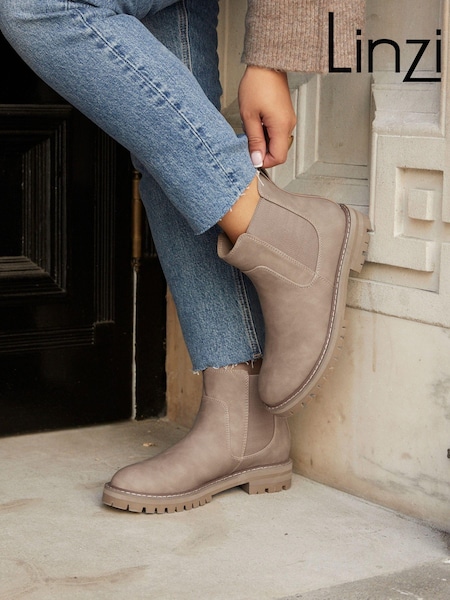 Linzi Porter Nubuck Chelsea Boots (E14113) | 313 LEI