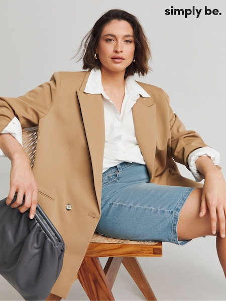 Simply Be 24/7 Denim Knee Shorts (E14276) | 61 zł