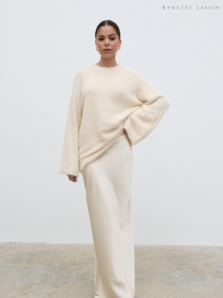 Pretty Lavish Cream Lula Crew Fluffy Yarn Jumper (E14684) | €34